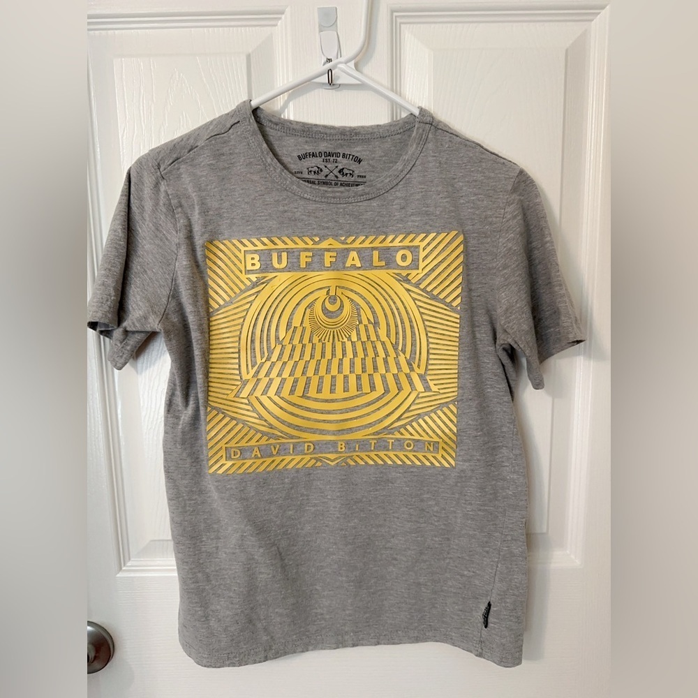 Buffalo David Bitton Men's Tee in Gray with Yellow Graphic